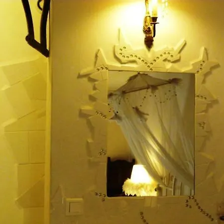 Au Reve Chatoyant Bed & Breakfast *